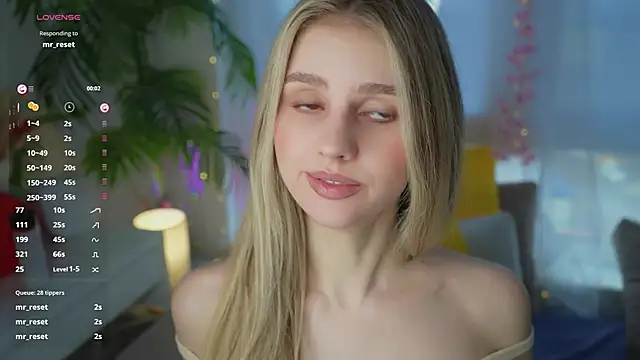 Fluffy-Angel online show from January 30, 9:15 am