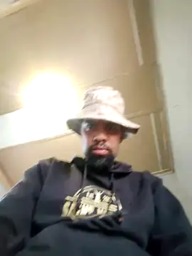 Snapshot of Tigermanboy chatting on March 7, 7:49 pm Tigermanboy online show from March 7, 7:49 pm