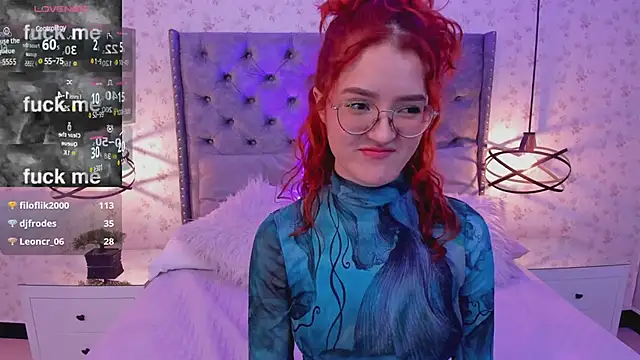 Snapshot of MiaWinx chatting on December 19, 1:39 am MiaWinx online show from December 19, 1:39 am