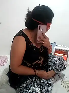 Snapshot of BBW_HOT_COUPLE chatting on January 3, 4:55 am BBW HOT COUPLE online show from January 3, 4:55 am
