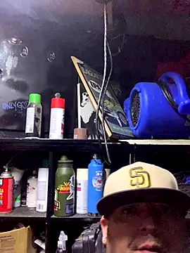 valleyoneofakind online show from November 29, 6:05 am