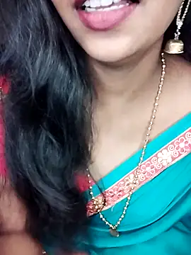 Snapshot of hotlovelygirl chatting on October 10, 6:12 am hotlovelygirl online show from October 10, 6:12 am