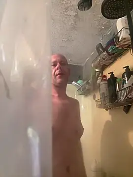 Snapshot of ditchwater chatting on February 4, 5:19 pm ditchwater online show from February 4, 5:19 pm