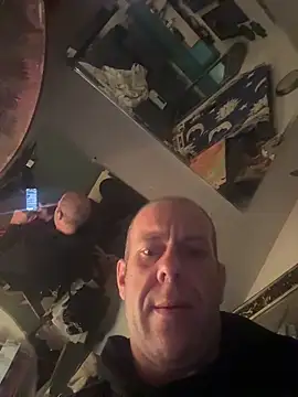 Snapshot of ditchwater chatting on February 24, 7:50 am ditchwater online show from February 24, 7:50 am