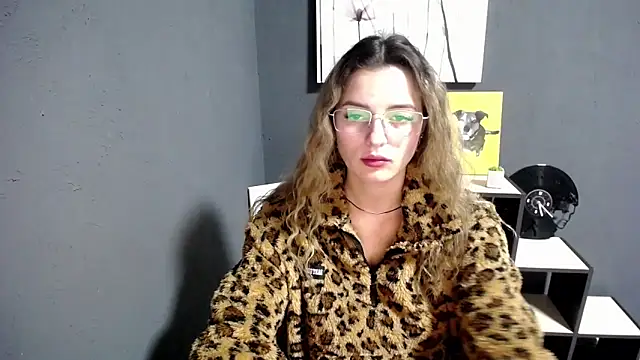 lady olivia  online show from October 29, 5:14 pm