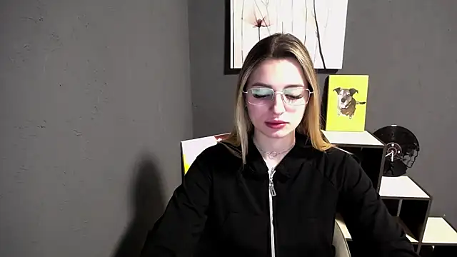 Snapshot of lady_olivia_ chatting on April 27, 12:14 pm lady olivia online show from April 27, 12:14 pm
