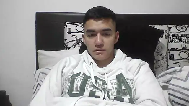 Estebitan vm online show from February 24, 11:30 am