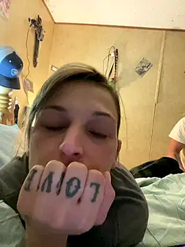 Nicole96666 online show from October 18, 11:33 am