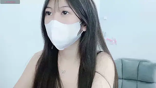 tanhxiu online show from December 7, 5:20 pm