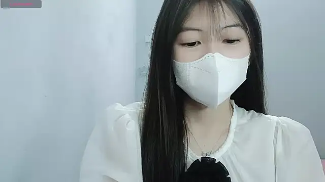 tanhxiu online show from December 12, 1:06 pm