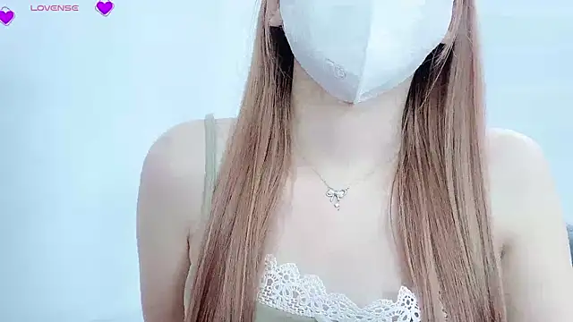 tanhxiu online show from February 17, 6:04 pm