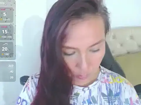 Snapshot of evelyn_mature19 chatting on January 23, 10:44 pm evelyn mature19 online show from January 23, 10:44 pm