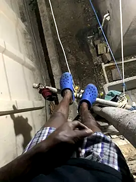 Snapshot of funpharoh1 chatting on November 4, 2:32 am funpharoh1 online show from November 4, 2:32 am