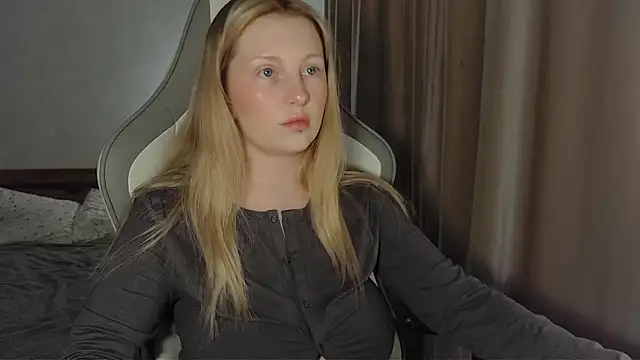 x ivy x online show from February 13, 5:09 pm