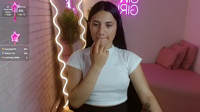 Chiara tay online show from January 8, 1:32 am