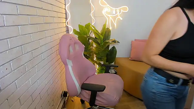 Chiara tay online show from February 16, 1:58 am