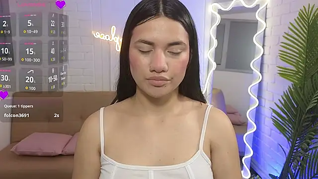 Chiara tay online show from September 21, 11:45 am