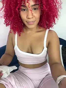 Snapshot of RubyRossel chatting on April 11, 6:56 pm RubyRossel online show from April 11, 6:56 pm