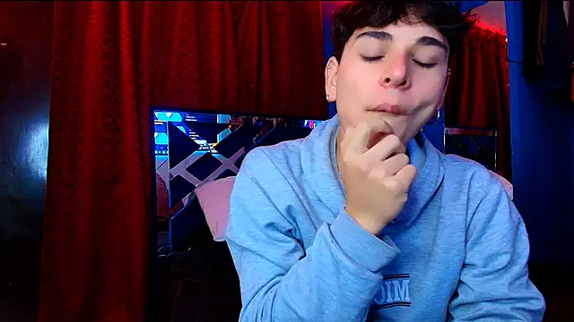 Luke Howland online show from February 24, 2:20 am