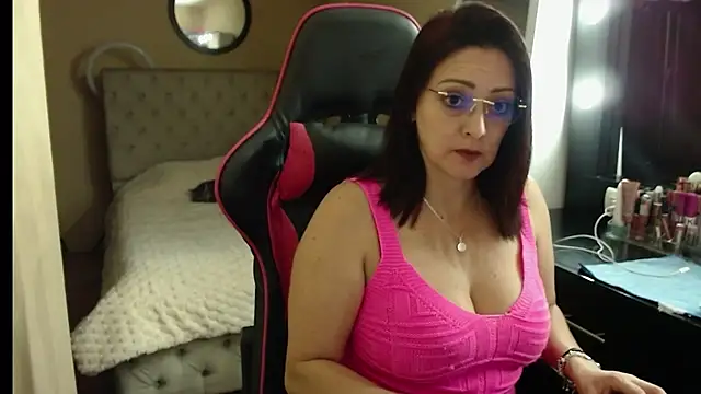 Carol Scottt online show from January 19, 12:47 am