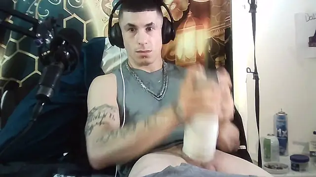 --D-a-D-D-y- online show from January 8, 5:54 am