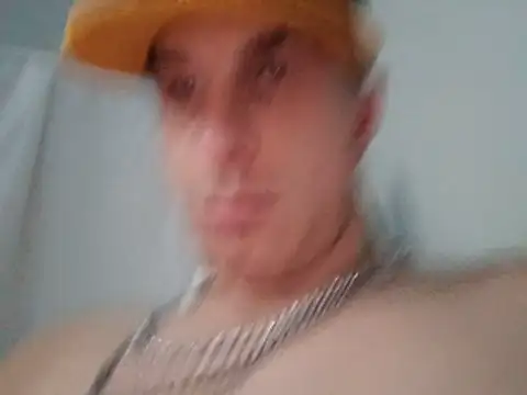 Snapshot of --D-a-D-D-y- chatting on June 18, 9:08 pm --D-a-D-D-y- online show from June 18, 9:08 pm