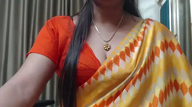 desi-maisa130 online show from December 27, 10:37 pm