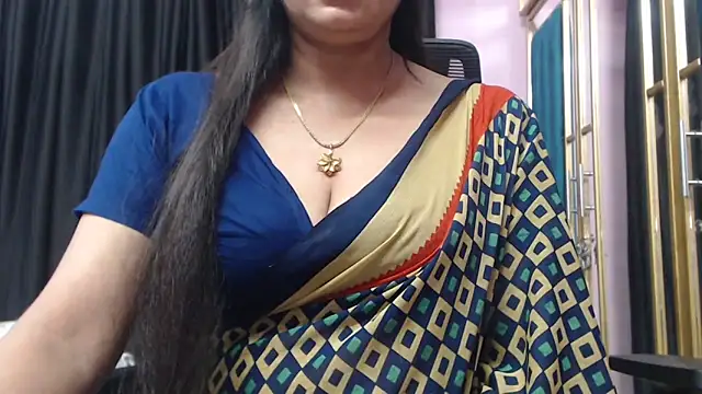 desi-maisa130 online show from October 4, 5:22 pm