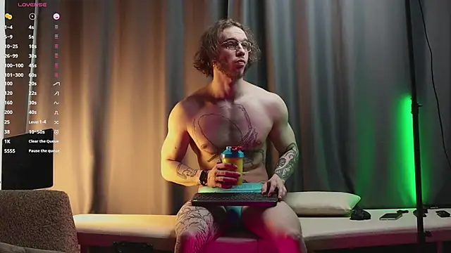 pleasure8869 online show from February 21, 1:00 pm