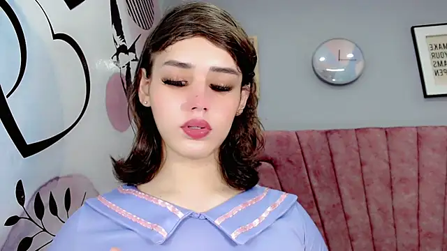 Snapshot of ValeriaAguilar chatting on December 3, 5:01 pm ValeriaAguilar online show from December 3, 5:01 pm