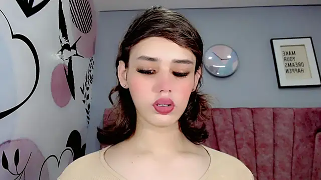 Snapshot of ValeriaAguilar chatting on December 7, 2:24 pm ValeriaAguilar online show from December 7, 2:24 pm