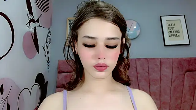 Snapshot of ValeriaAguilar chatting on February 14, 10:14 pm ValeriaAguilar online show from February 14, 10:14 pm