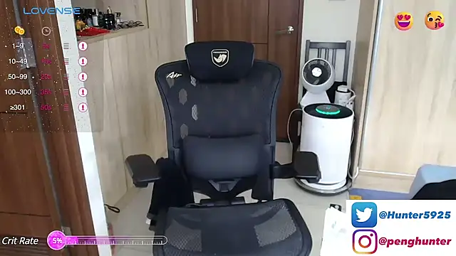 Snapshot of Hunter-peng chatting on February 13, 5:44 pm Hunter-peng online show from February 13, 5:44 pm