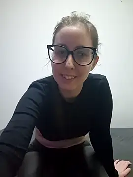 Snapshot of Sarah459 chatting on January 9, 8:01 pm Sarah459 online show from January 9, 8:01 pm