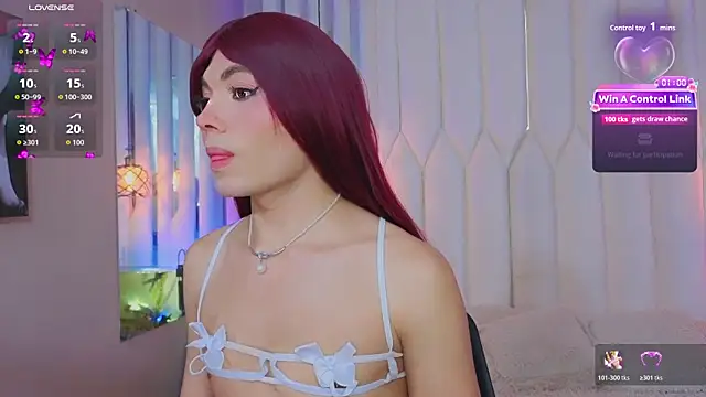 Snapshot of Megan_Do_Santos chatting on April 30, 8:04 pm Megan Do Santos online show from April 30, 8:04 pm