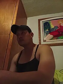 Snapshot of Zordomud0 chatting on February 11, 3:33 am Zordomud0 online show from February 11, 3:33 am