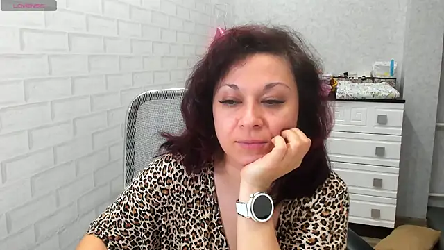 Snapshot of TeasyLana chatting on April 10, 4:39 am TeasyLana online show from April 10, 4:39 am