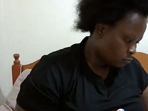 Snapshot of Pretty_lilly02 chatting on September 18, 7:49 pm Pretty lilly02 online show from September 18, 7:49 pm