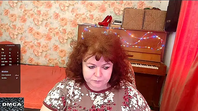 Snapshot of RoseRed69 chatting on March 23, 8:15 am RoseRed69 online show from March 23, 8:15 am