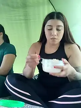 caro sweett online show from December 16, 4:05 pm