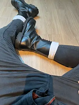 dickshome online show from December 16, 9:14 am