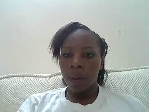 Queen loveer online show from December 18, 1:17 pm