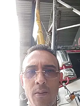 paisa233 online show from March 11, 3:07 pm