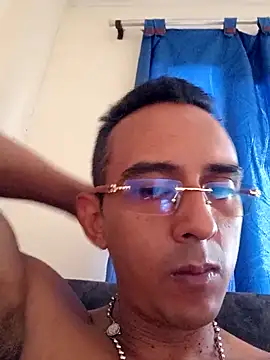 paisa233 online show from April 11, 9:19 pm