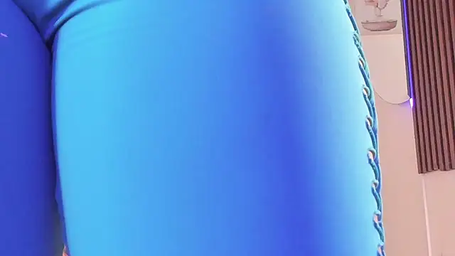 mia six66 online show from March 29, 12:05 pm