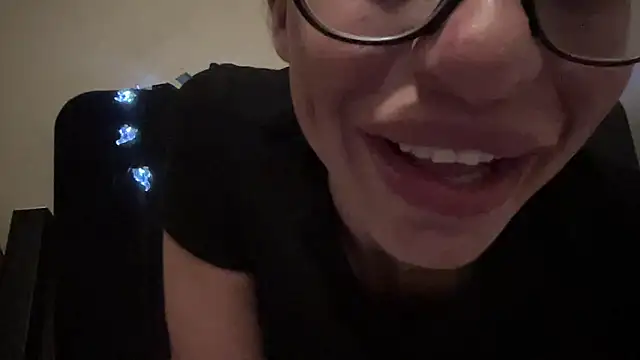 myloveforyouu online show from March 17, 3:00 am