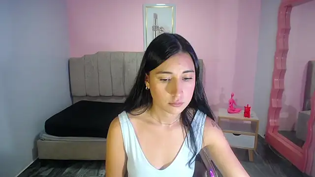 lizzyluk ch online show from October 28, 4:42 pm