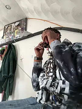 rayyymack online show from December 19, 5:40 pm