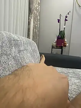 Snapshot of alwayssexyss chatting on December 30, 4:09 am alwayssexyss online show from December 30, 4:09 am