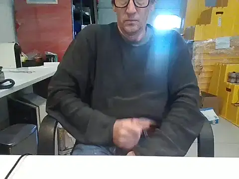 Snapshot of Raimundo1971 chatting on October 14, 2:40 pm Raimundo1971 online show from October 14, 2:40 pm